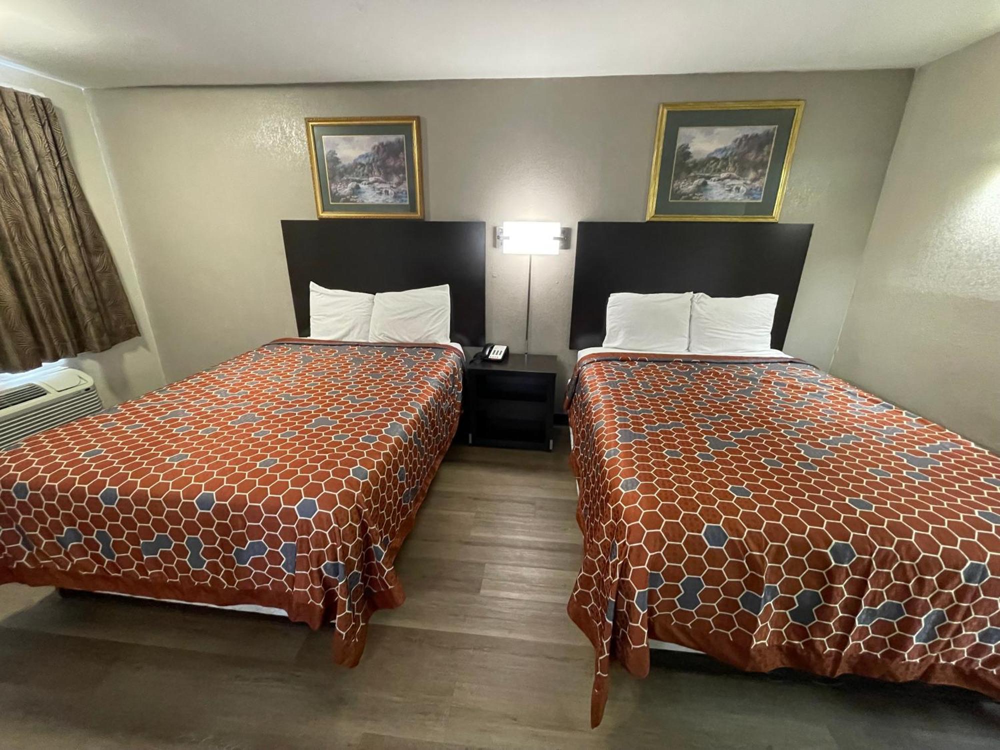 Royal Inn Motel 弗雷德里克斯堡 外观 照片